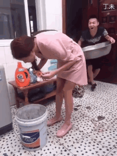 076f75fdccdaf48495f5cb796c30325e.gif