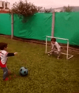 112ff64e732a8c9a722a390dd7d747d3.gif