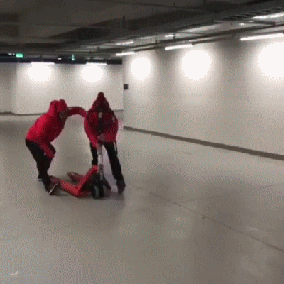 5a741a2e7a97ef3b36b9f24ac327a0da.gif