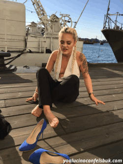 745ea6efb682419eb24e008a7876e433.gif
