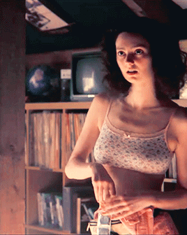 596df1e3411c60e46a44a5b611418a68.gif
